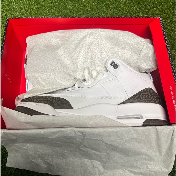 2018
Air Jordan 3 Retro 'Mocha' - Picture 4 of 4